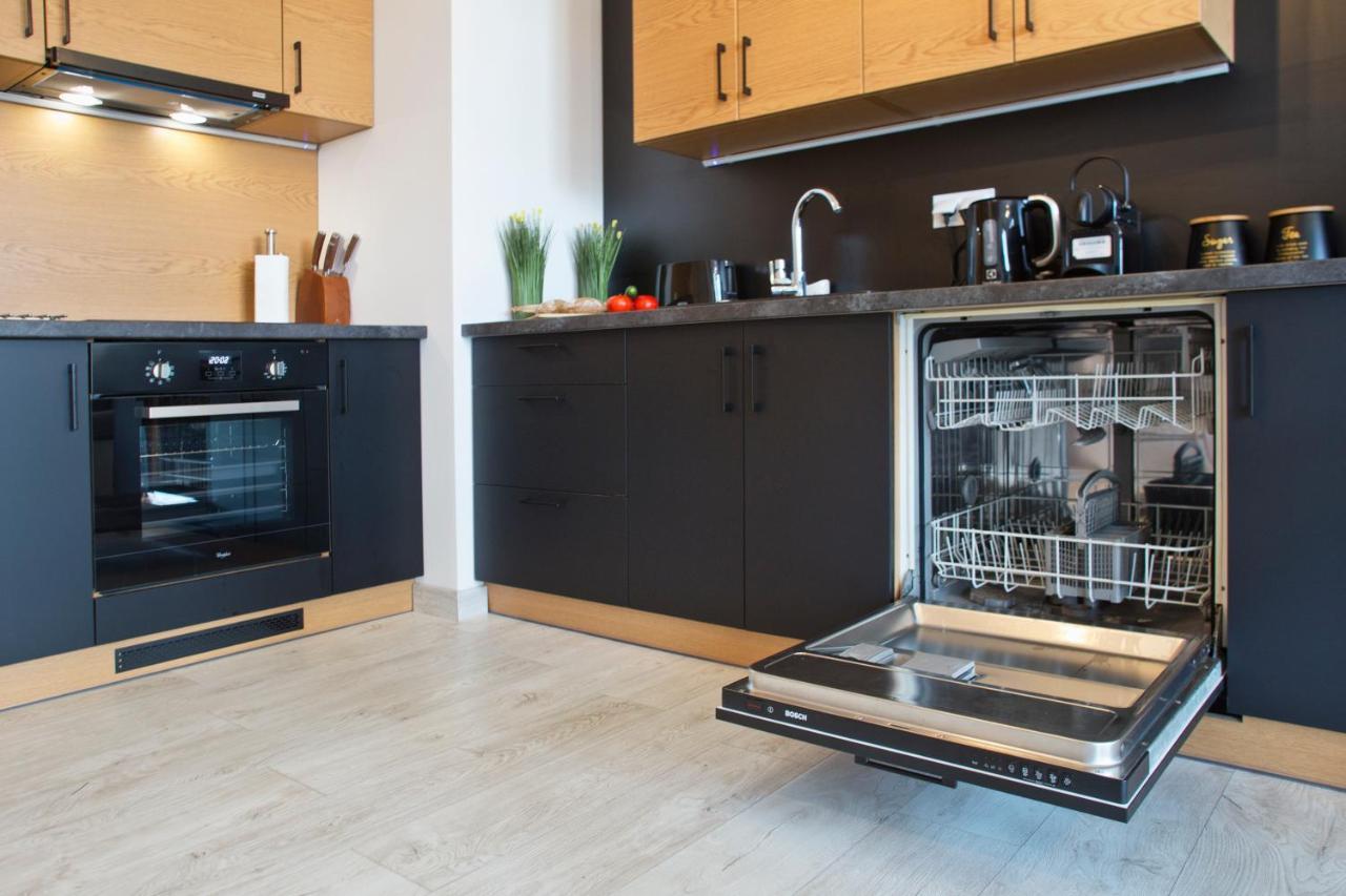 Cybernetyki 6B Serviced Accommodation Warszawa Exteriör bild