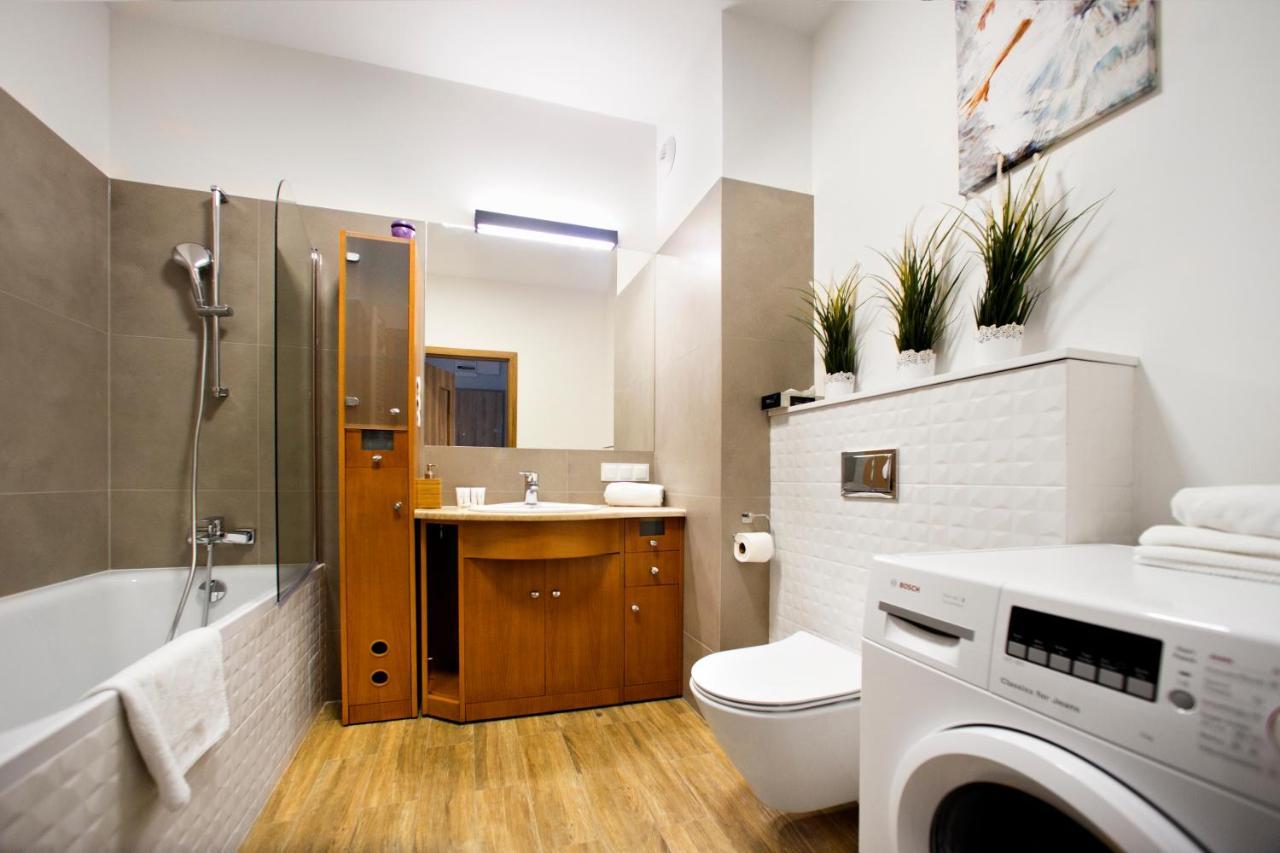 Cybernetyki 6B Serviced Accommodation Warszawa Exteriör bild